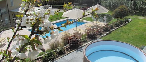 Piscina all'aperto