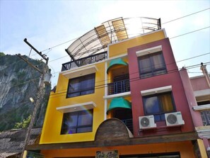 Property grounds - Crystal Bay boutique hotel (El Nido)