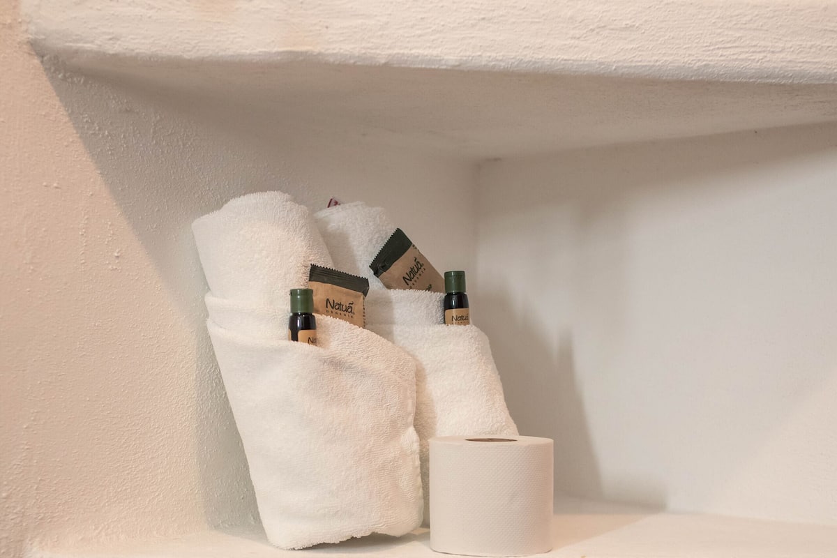 comfort room, 1 double bed, ground floor (3) | 1 bedroom, individually decorated, individually furnished