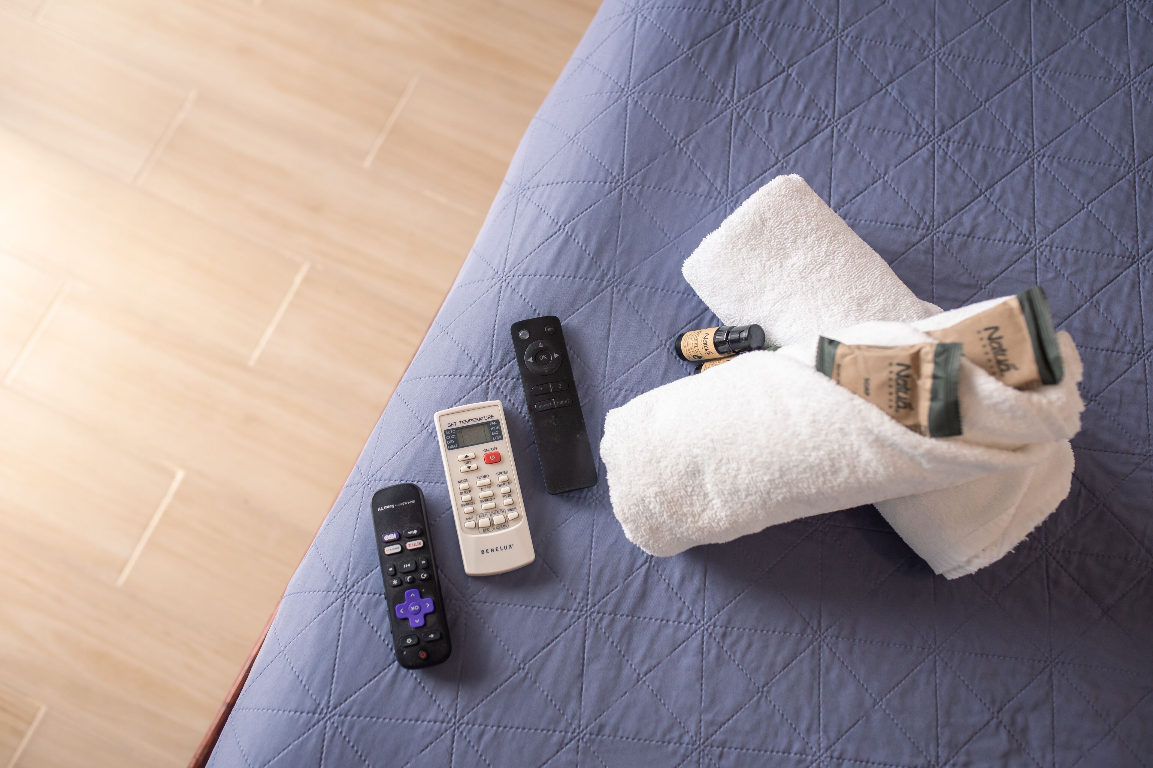 panoramic double room, 1 king bed, terrace | 1 bedroom, individually decorated, individually furnished