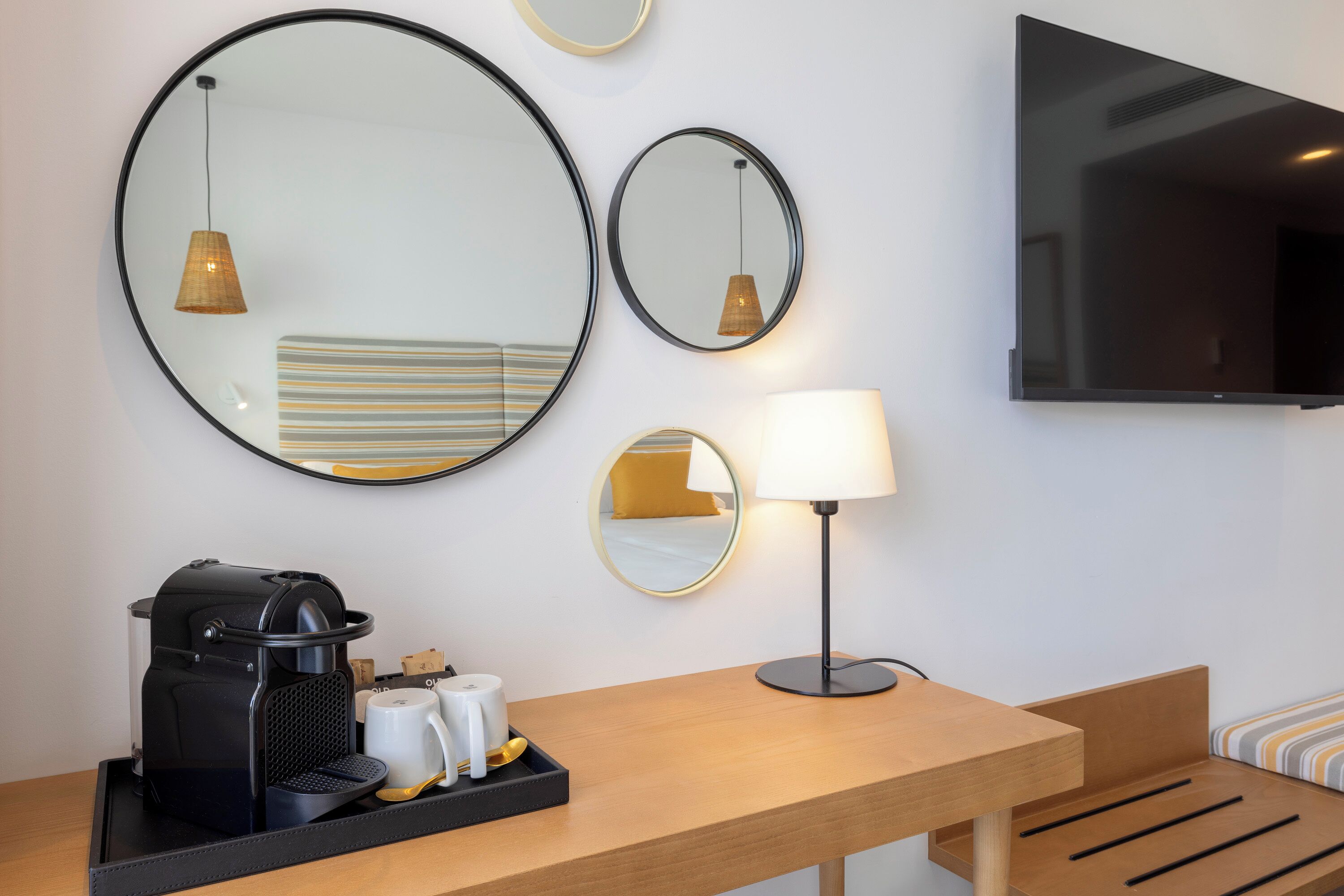 double room, balcony (partial beach view) | 1 bedroom, in-room safe, desk, free wifi