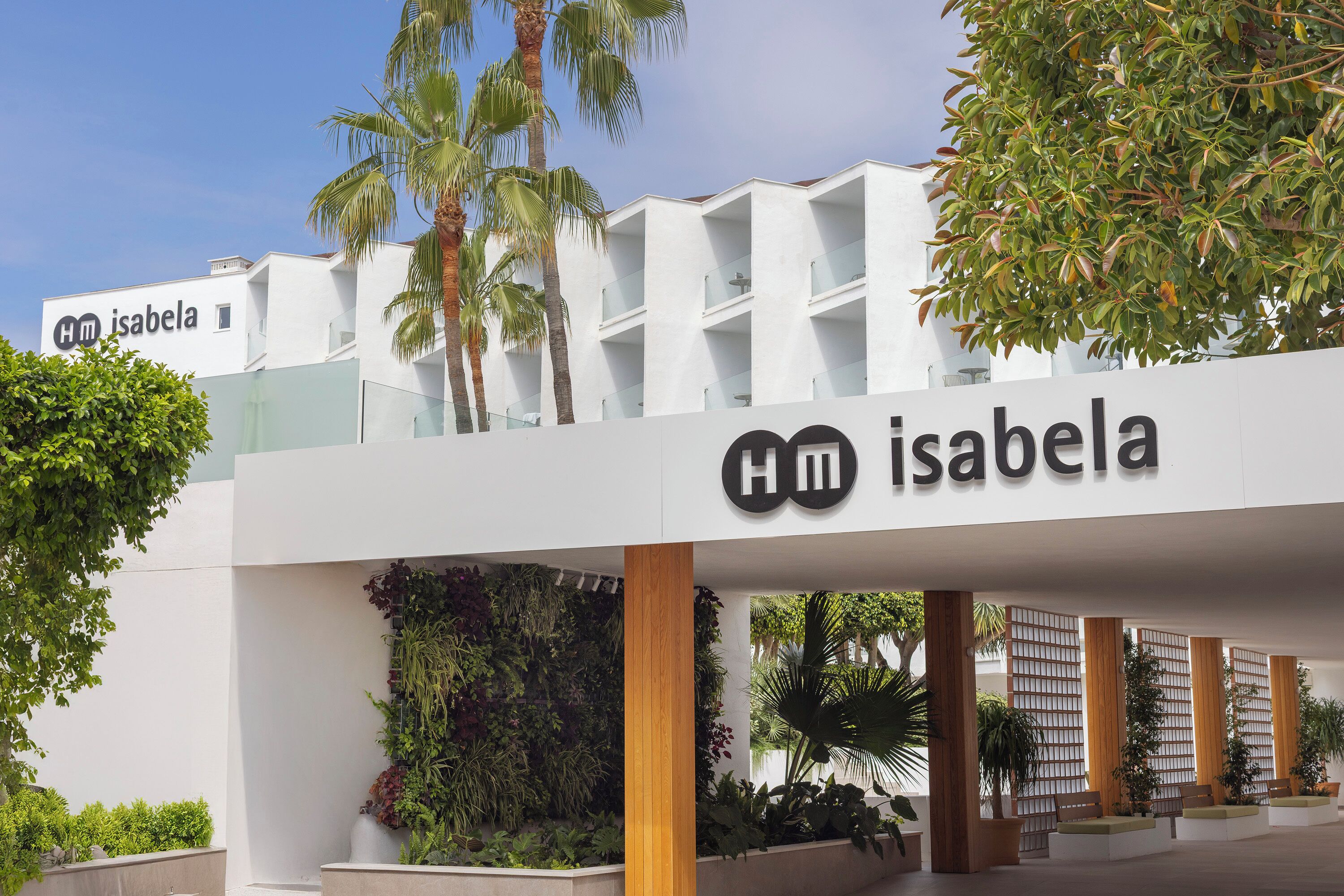 Photo - HM Isabela-Adults Only