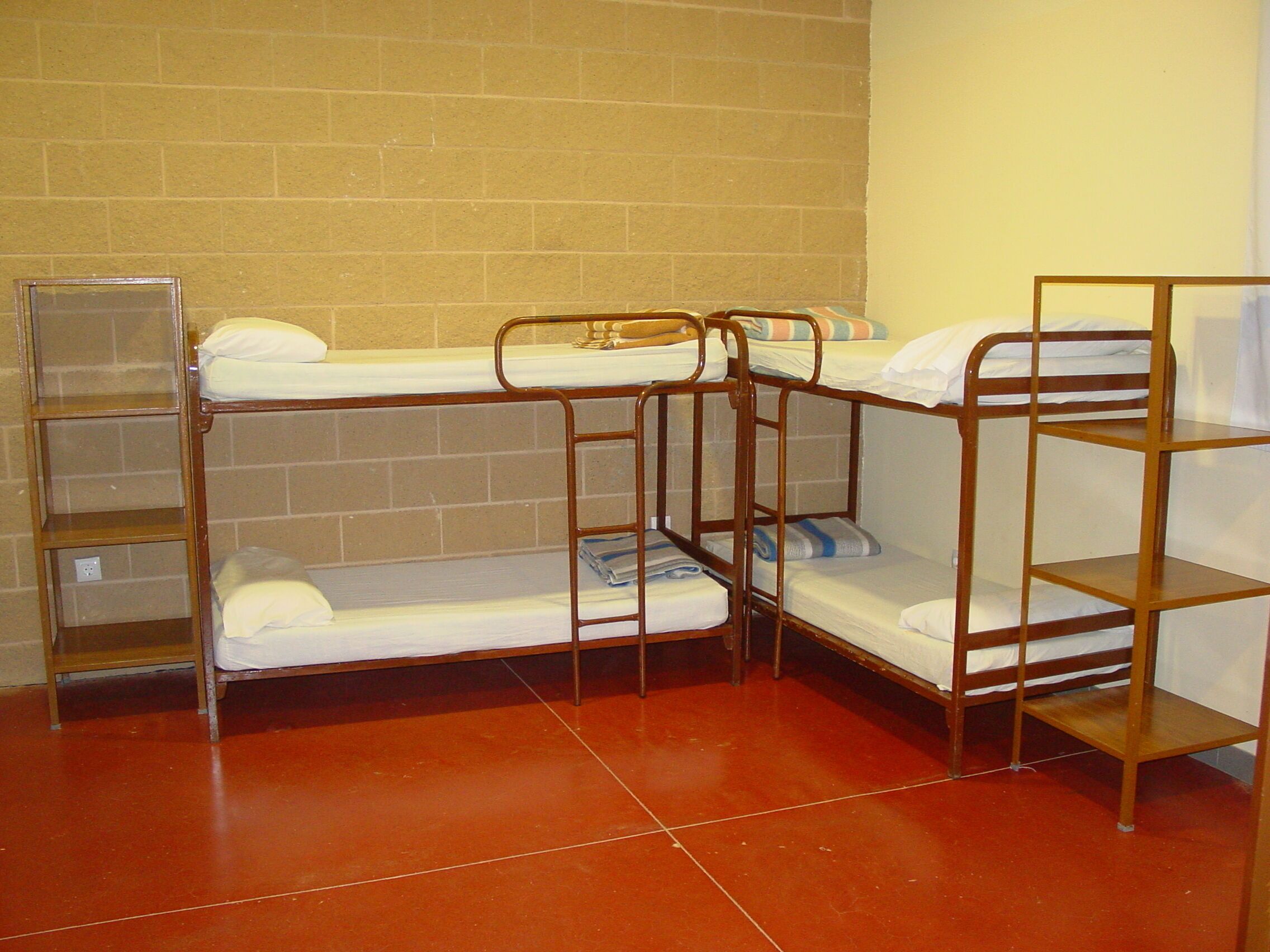 遮光布/窗簾、隔音、免費無線上網、床單