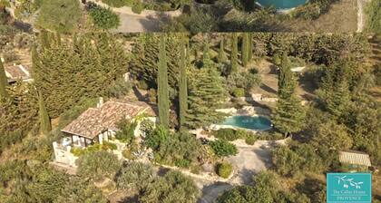 Beautiful stone house in olive grove, great pool area and garden, panoramic view