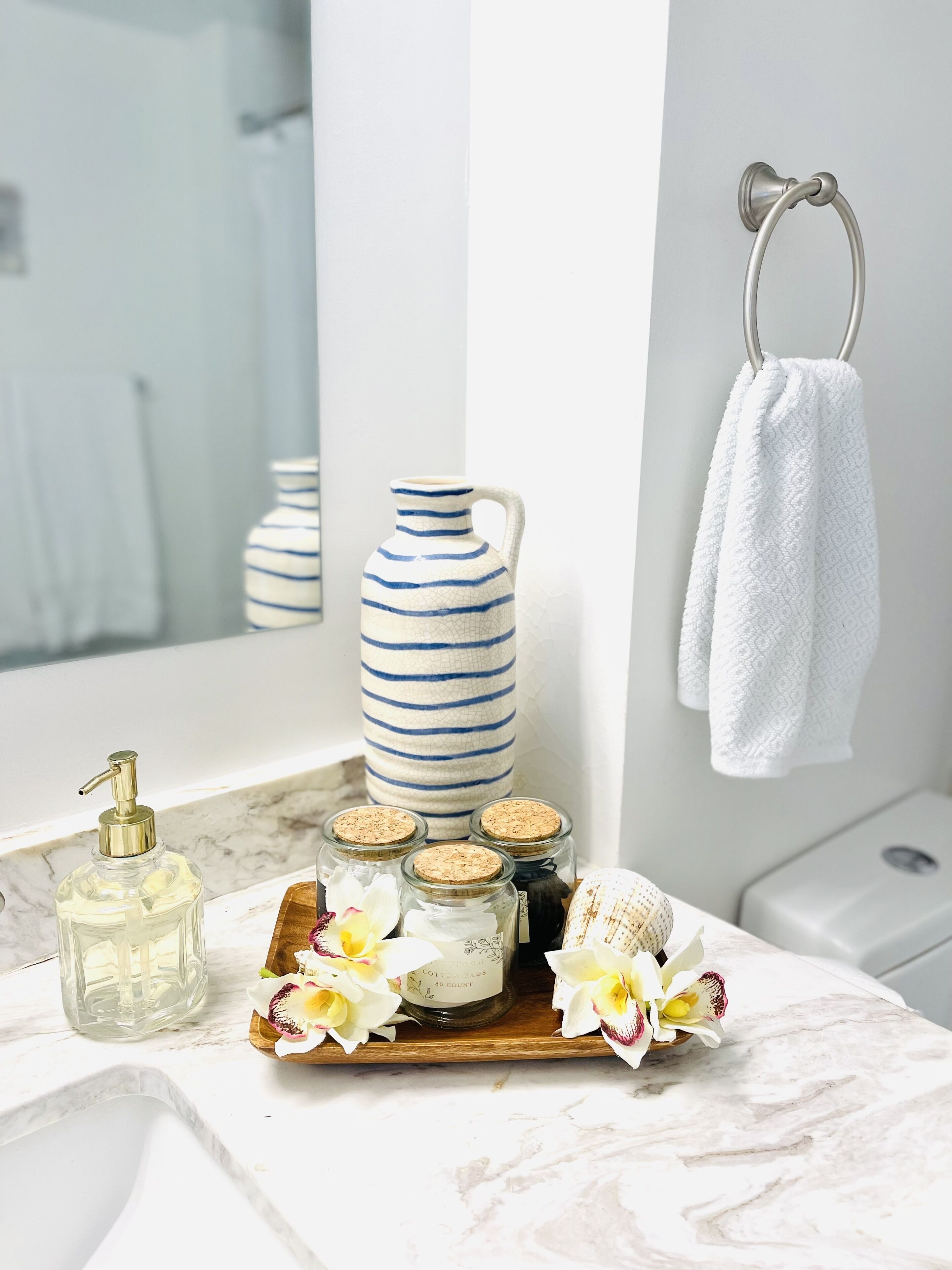 Combined shower/tub, hair dryer, towels, toilet paper