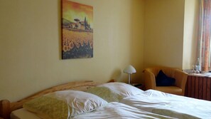 Doppelzimmer "Mühle" | Kostenloses WLAN, Bettwäsche