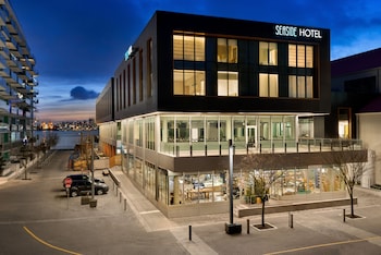 Seaside Hotel North Vancouver