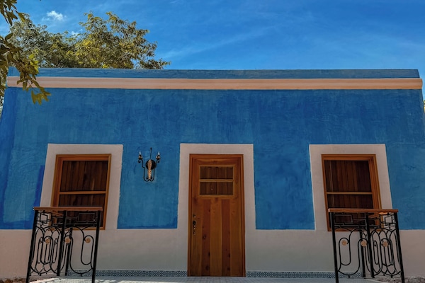 Grand Suite, 2 Bedrooms, Private Pool, Garden View | Peralatan tempat tidur premium, gebar bulu kapas, tilam berlapik