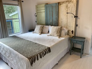 1 bedroom, iron/ironing board, travel cot, WiFi