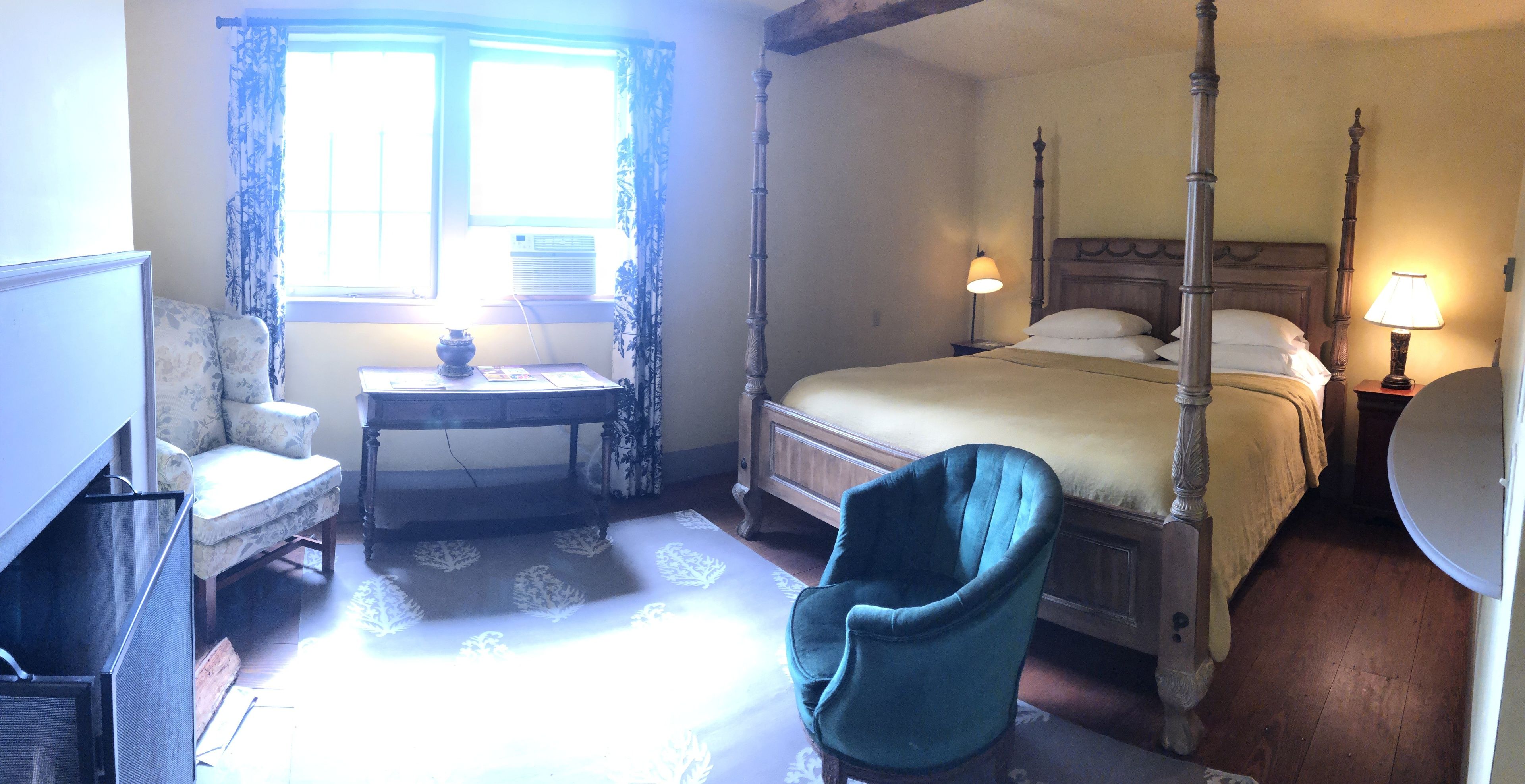 ตกแต่งพิเศษโดยเฉพาะ, ผ้าม่านกันแสง, เตารีด/โต๊ะรีดผ้า, Wi-Fi ฟรี