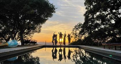 Impresionantes vistas a la cima de la montaña