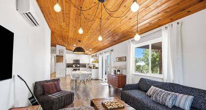 Hilltop Poolhouse - Murphy Vacation Rentals