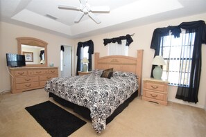 4 habitaciones, escritorio y wifi gratis 