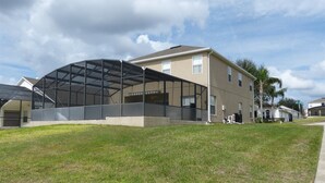Exterior - 430 (Davenport)