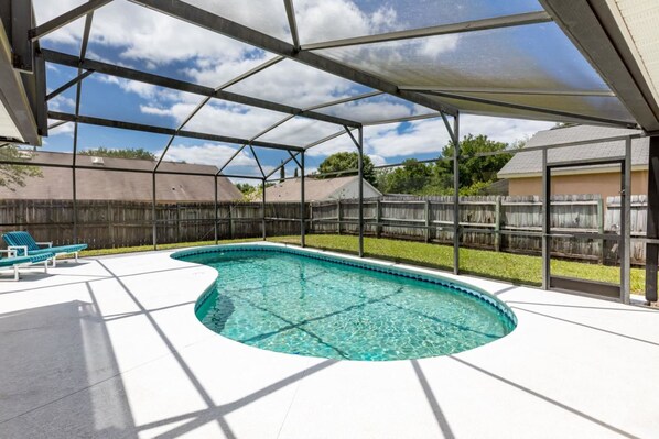 House | Kolam renang | Kolam renang terbuka 