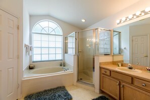 House | Bilik Mandi | Pengering rambut 