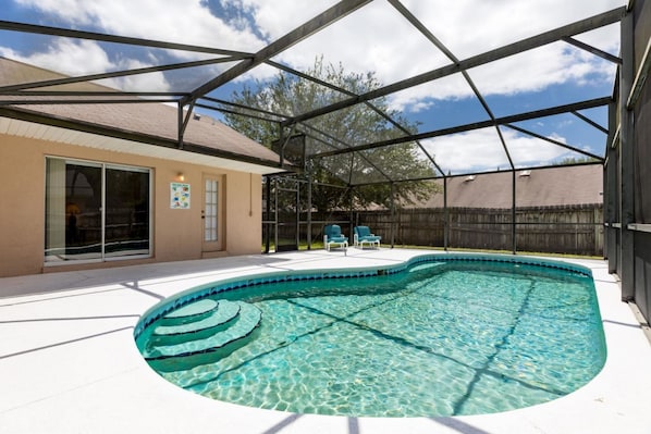 House | Pool