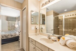 Maison | Salle de bain | Séchoir à cheveux