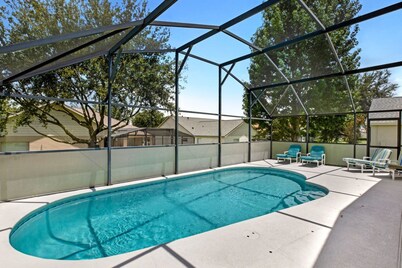 Modern 4 bed Home With own Private Pool Close to Disney - 253
