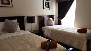 6 bedrooms, desk, free WiFi