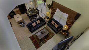 6 bedrooms, desk, iron/ironing board, free WiFi