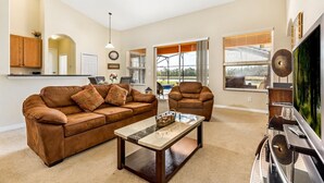Unclassified image, 4 of 36, button - Large 5 bed Villa With Pool and spa Overlooking Conservation and Woodland Area (Davenport)