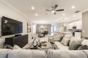 House | Living room | TV