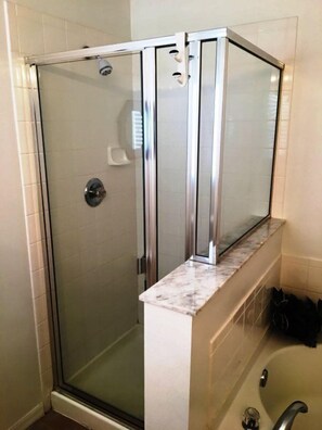 House | Bathroom - 439 (Clermont)