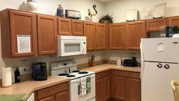 House | Private kitchen | Fridge, microwave, dishwasher, coffee/tea maker