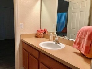 House | Bathroom