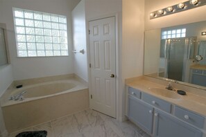 House | Bathroom