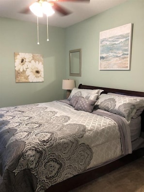 5 bedrooms, desk, iron/ironing board, free WiFi