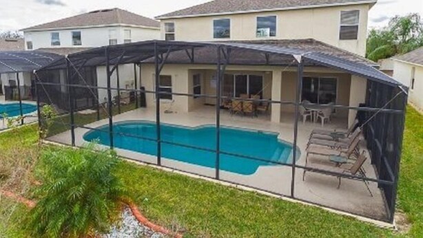 Unclassified image, 1 of 6, button - Fabulous 5 bed Villa With High end Modern Decor and Private Pool - 313 (Davenport)