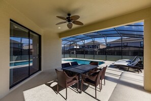 Balcony - 408 (Davenport)