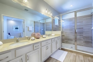 House | Bathroom