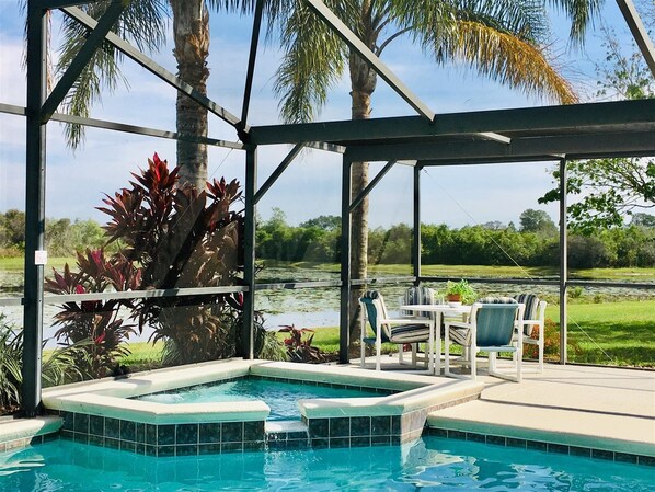 House | Pool