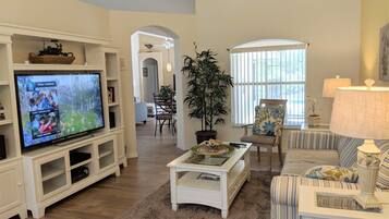House | Living room | Flat-screen TV, video games, Hulu, foosball