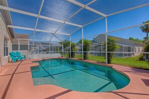 House | Pool