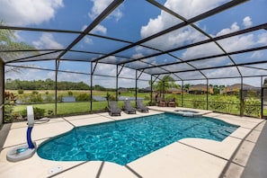 5 bedrooms, desk, free WiFi