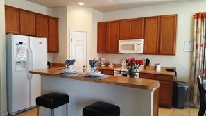 Fridge, microwave, dishwasher, coffee/tea maker