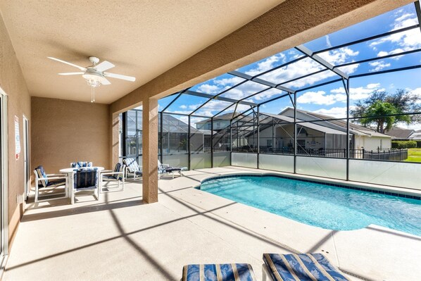 Hus | Pool | Utomhuspool