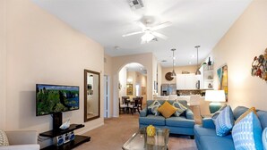 Condo | Living room | Flat-screen TV - Fabulous 3 bed Condo Near to all the Attractions - 479 (Davenport)