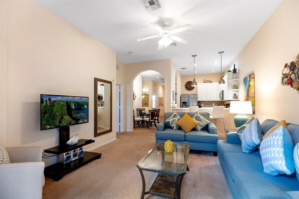 Lejlighed | Stue | Fladskærms-tv