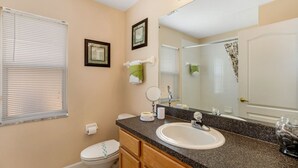 Unclassified image, 5 of 36, button - Great 4 bed Villa With own Private Pool Overlooking Conservation Land - 422 (Clermont)