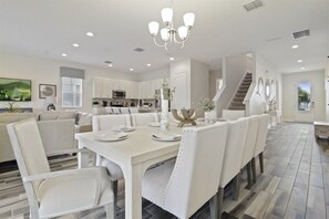 Dishwasher, cookware/dishes/utensils