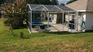 House | Balcony - Lovely 4 Bedroom Home - 382 (Davenport)