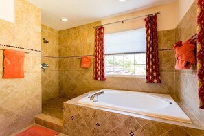 Maison | Salle de bain | Séchoir à cheveux