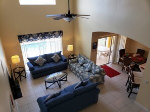 تلفزيون بشاشة مسطحة، مشغل دي في دي