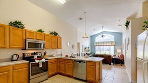 Maison | Cuisine privée | Réfrigérateur, micro-ondes, lave-vaisselle