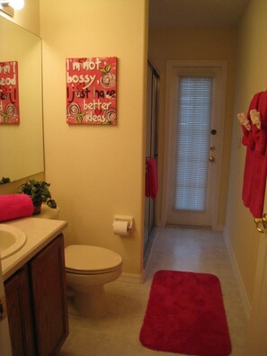 House | Bathroom